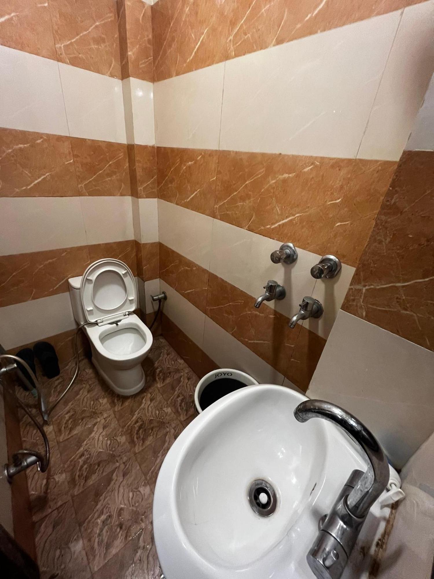 Ks Paying Guest House Varanasi Exterior foto